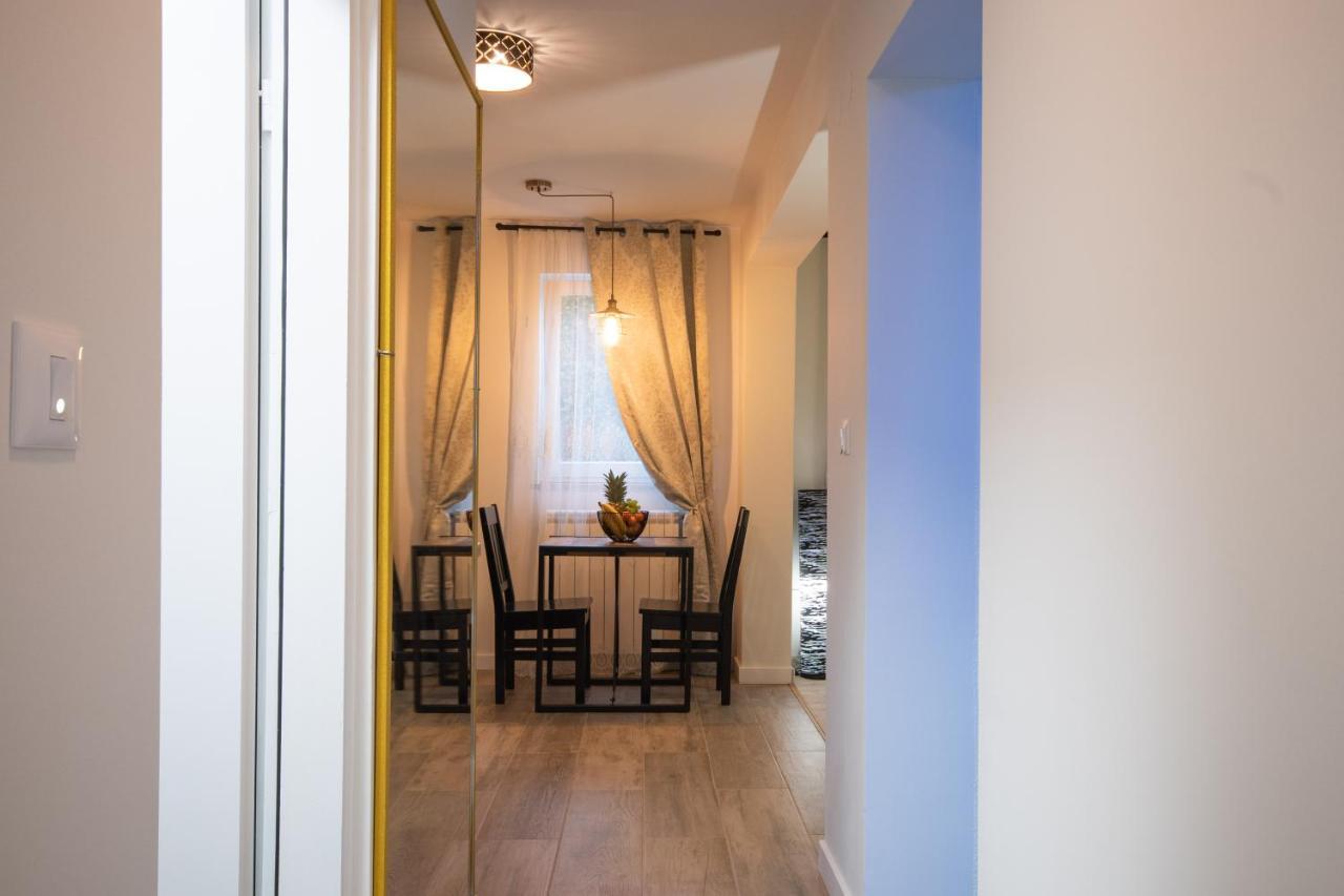 Wellness Studio D'Or - Exclusive New Apartment With Whirlpool, Sauna, Sunny Terrace, Private Parking 波雷奇 外观 照片