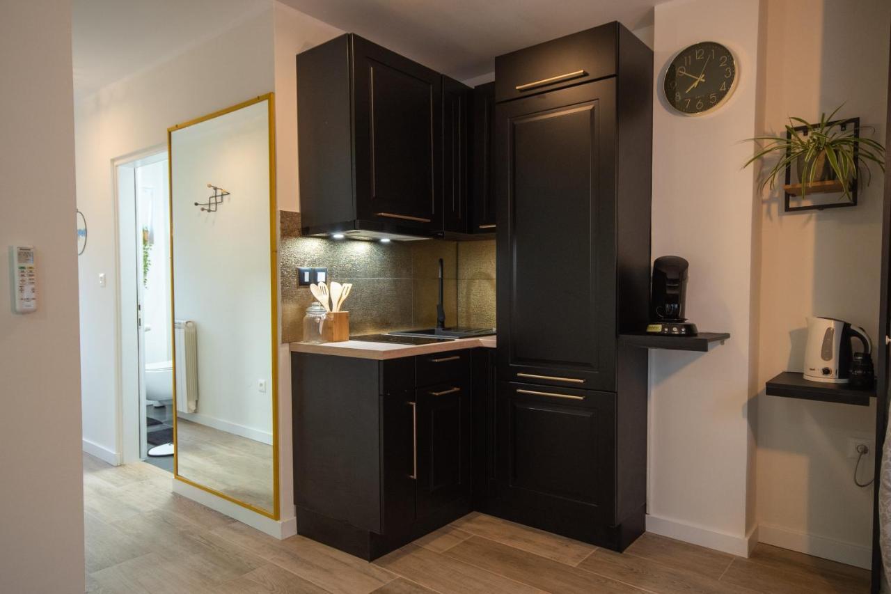 Wellness Studio D'Or - Exclusive New Apartment With Whirlpool, Sauna, Sunny Terrace, Private Parking 波雷奇 外观 照片